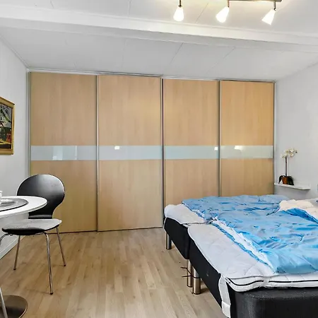 Schönes Haus Mit 5 Schlafzimmern In * Åkirkeby