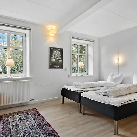 5 Bedroom Lovely In Aakirkeby